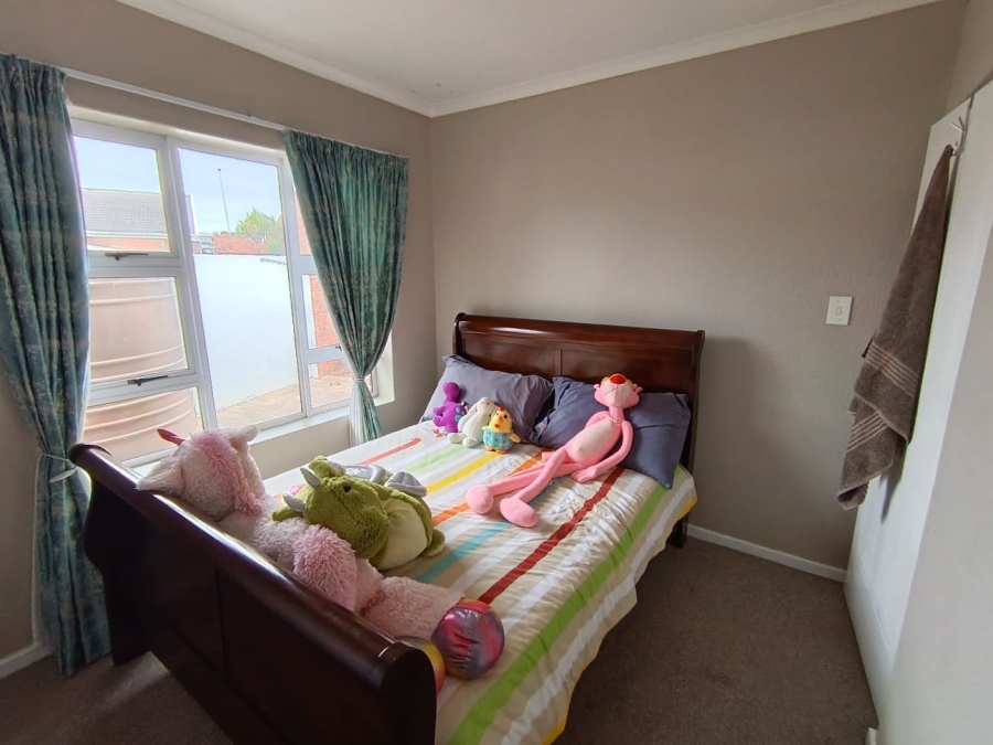 3 Bedroom Property for Sale in Summerstrand Eastern Cape